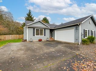 753 SW Kalmia Ave, Warrenton, OR 97146