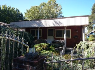 3325 36th Ave S, Seattle, WA 98144