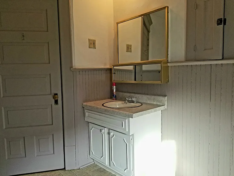 1015 S Arch Ave — Photo 9