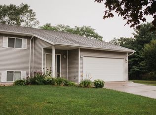 1945 Franklin St #1945, Onalaska, WI 54650