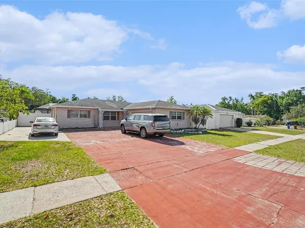 1103 Londonwood St, Brandon, FL 33510