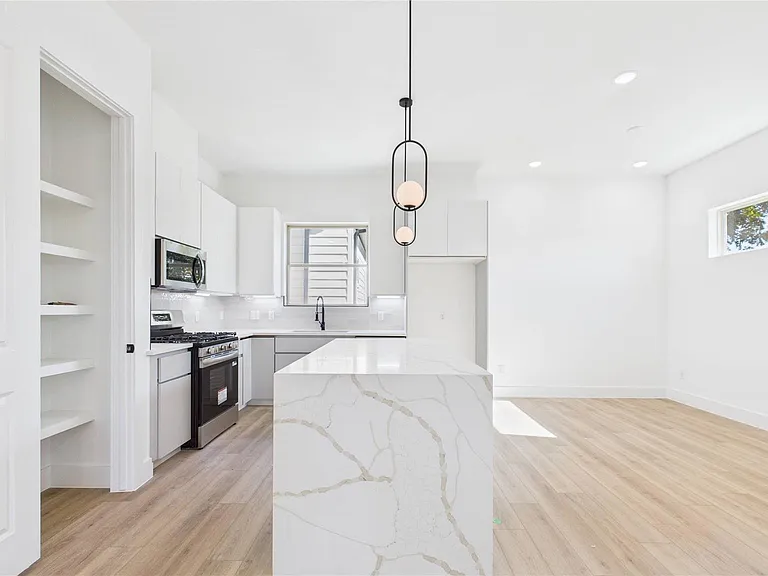 5316 Terry St — Photo 12