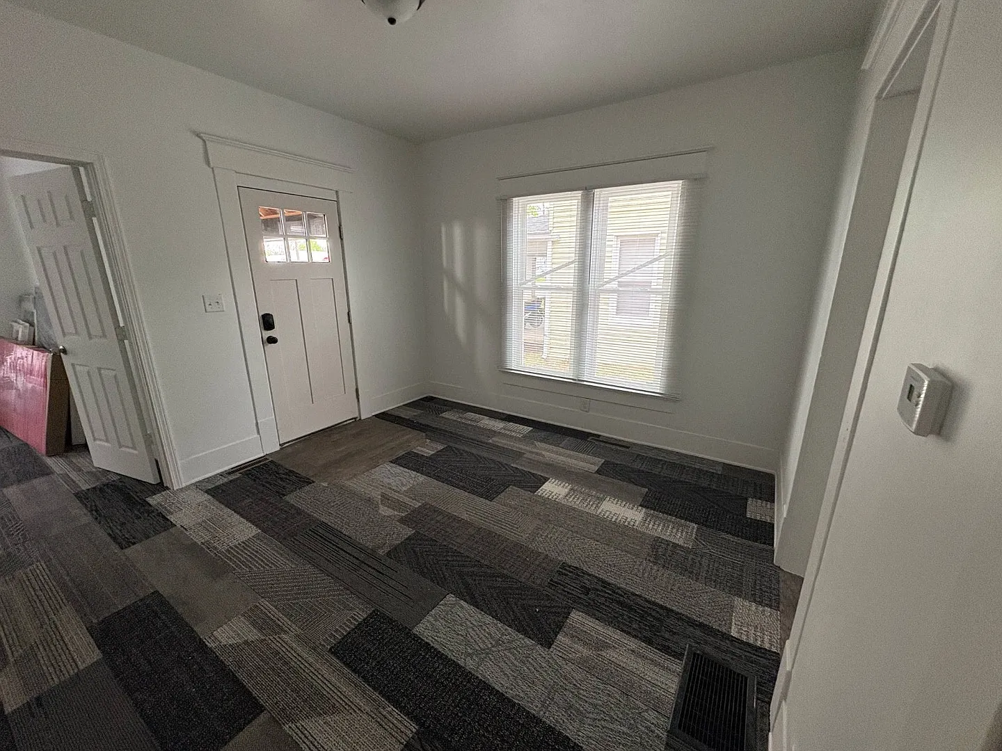420 N Main St — Photo 2