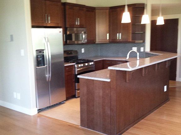 4th image of 1132 College Dr #302