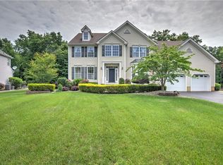 36 Spruce Meadows Dr, Monroe Township, NJ 08831