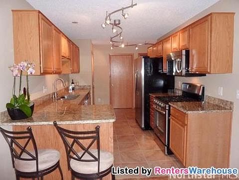 4th image of 8763 Hastings Cir NE