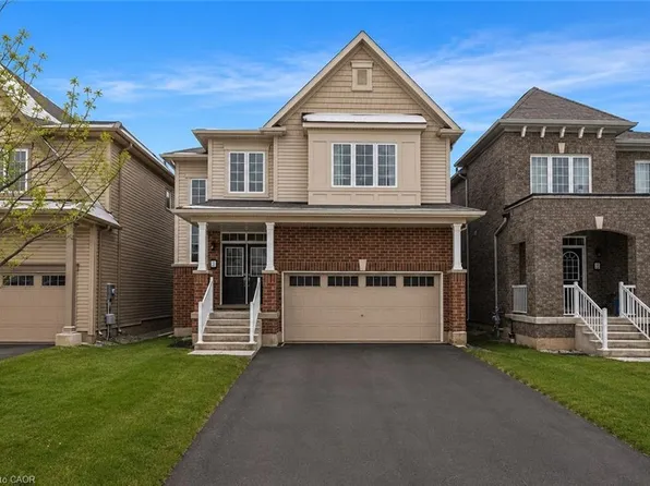 13 Steven Dr, Thorold, ON L3B 0G2