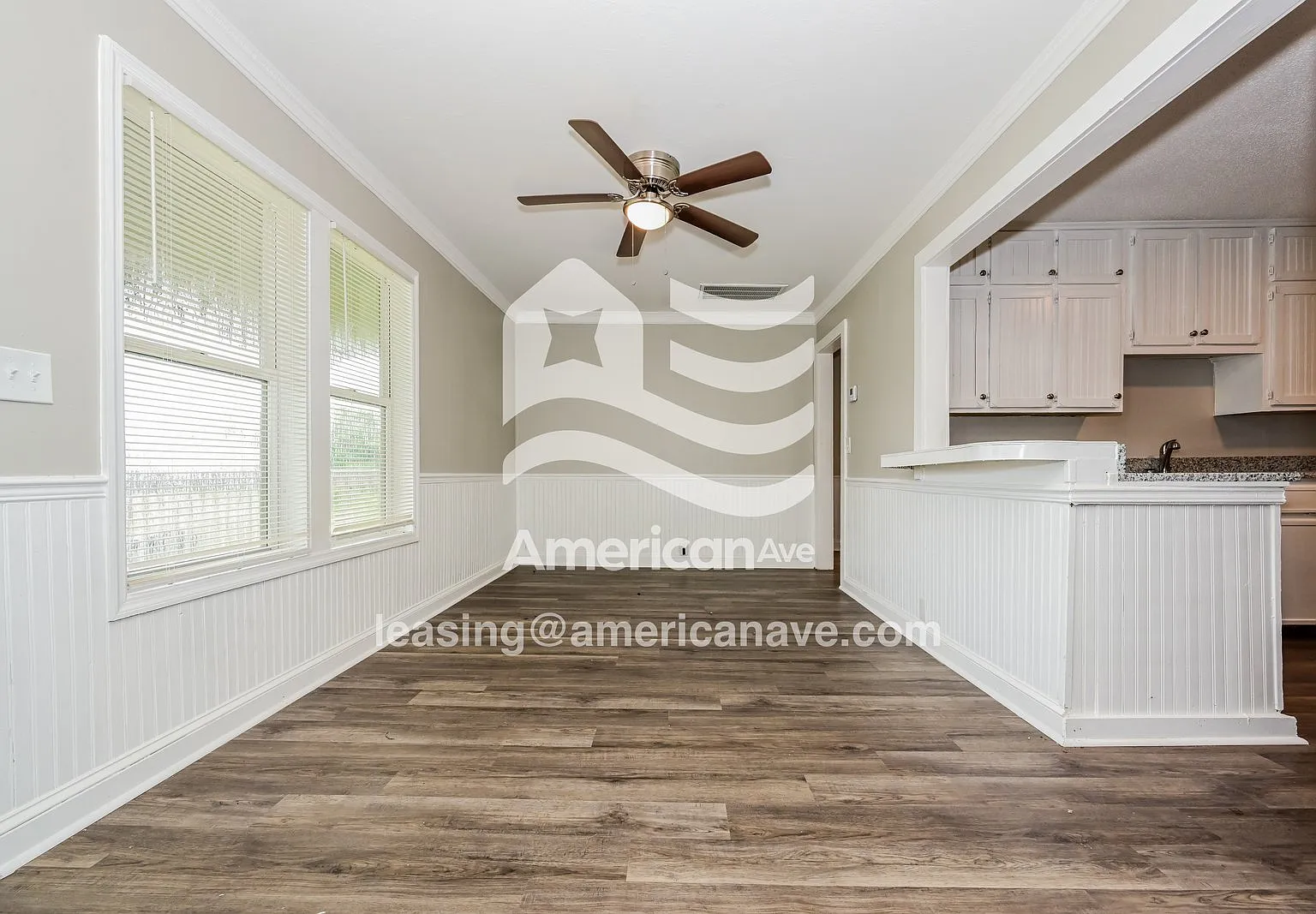 3 bed, 2.0 bath, 1044 sqft, $1,866 — Photo 4