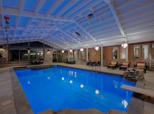 91 Chestnut Ridge Rd, Saddle River, NJ 07458