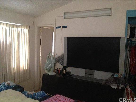 4th image of 3156 Chico Ave