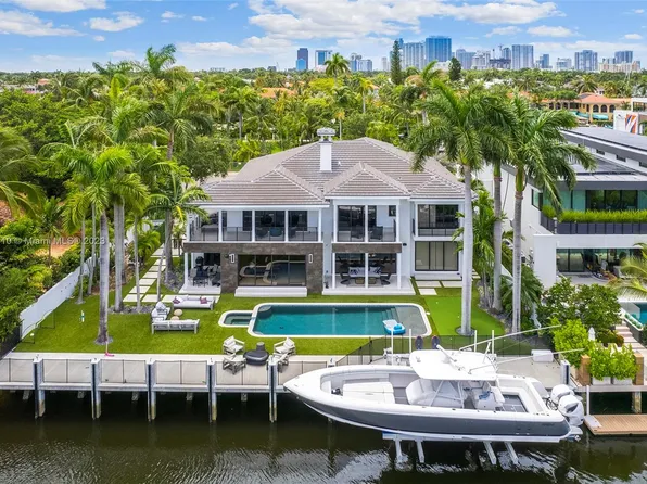 528 Coconut Isle Dr, Fort Lauderdale, FL 33301