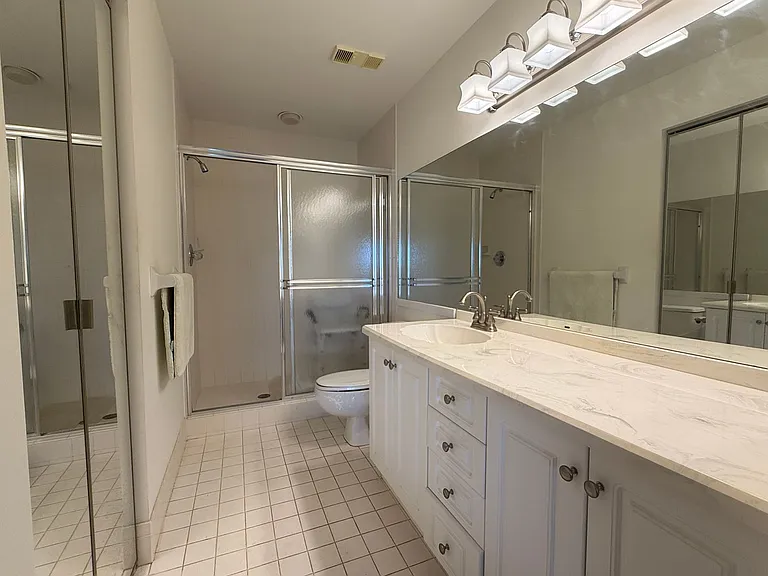 675 W Lake Jasmine Cir — Photo 16