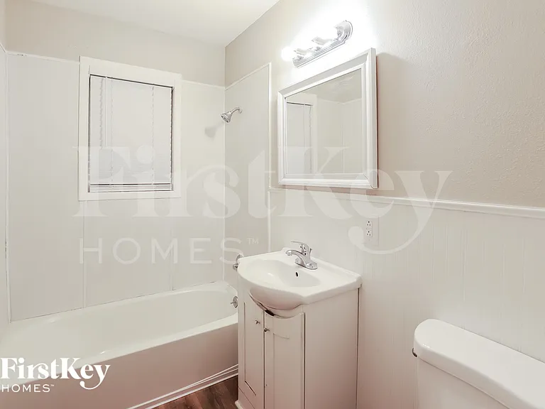 5620 N Potter Ave — Photo 13