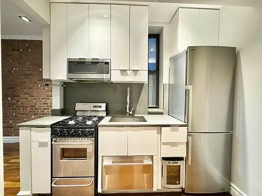 Rented by DALLAL | media 5