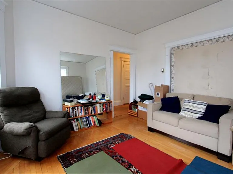 34 Chatham St #2 — Photo 16