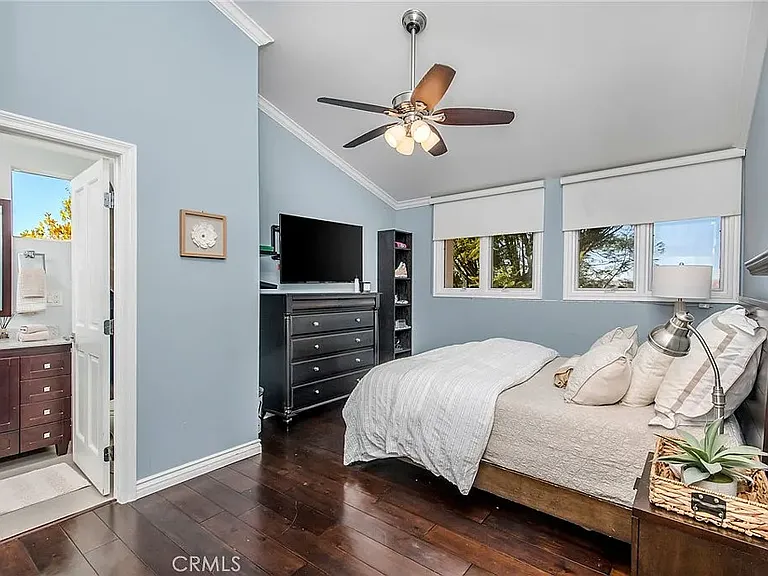 24446 Park Granada — Photo 23