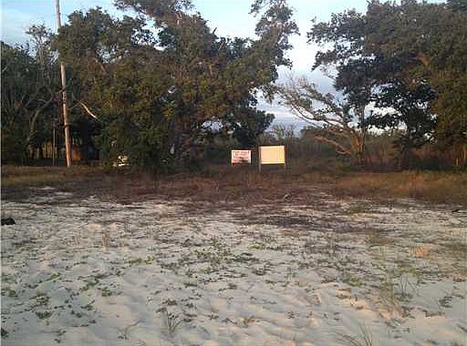 1st image of 8301 Belle Fontaine Dr