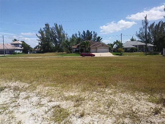 5th image of 4110 SW 28th Ave
