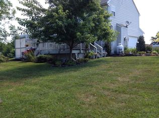 855 Files Cross Rd, Martinsburg, WV 25404