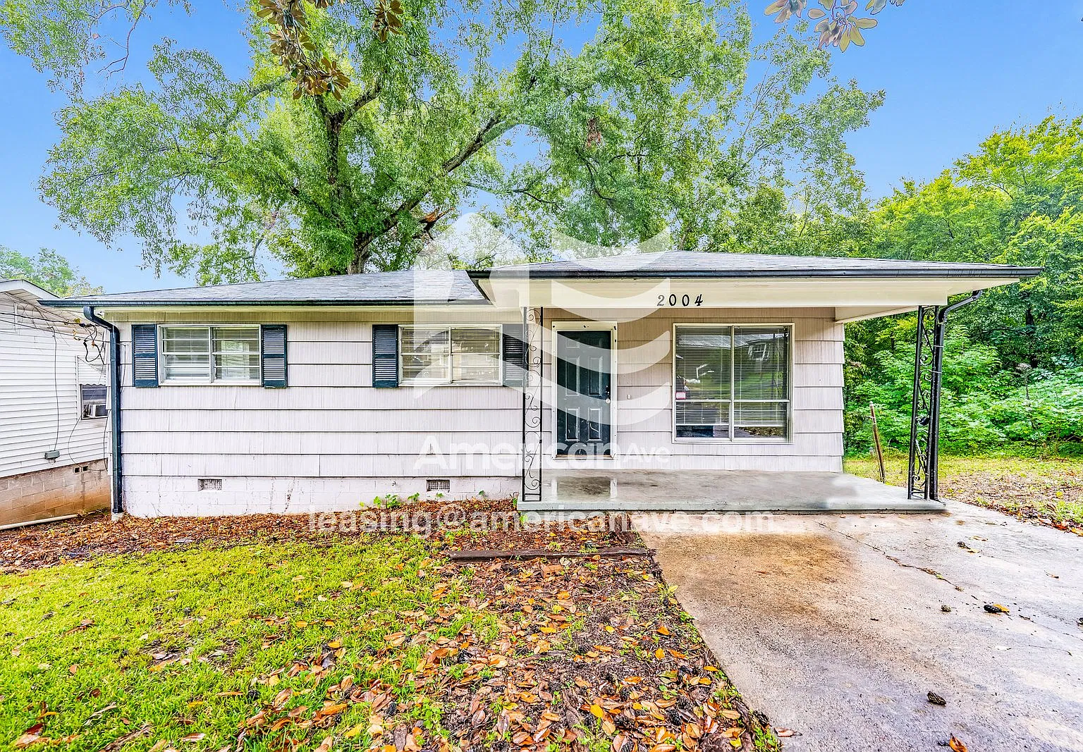 4 bed, 2.0 bath, 1206 sqft, $1,285 — Photo 1