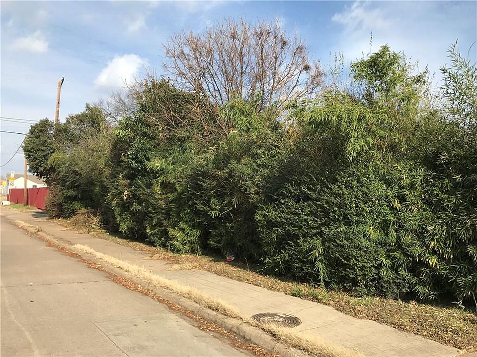 2nd image of 4703 Wateka Dr