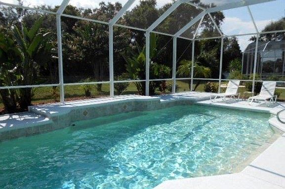 1st image of 732 Oakwater Ln