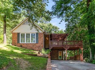 3624 Kingshill Rd, Mountain Brook, AL 35223