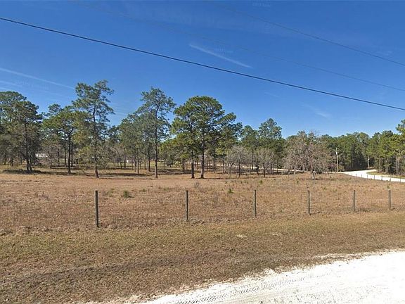 3rd image of 101 Black Pine Ct