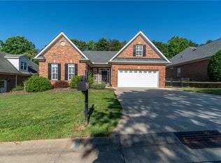4200 Prestwick Xing, Winston Salem, NC 27106