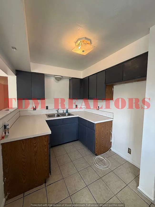 Building Photo - 1621 Raspberry Ln