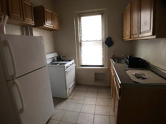 1st image of 158 Linden Blvd #8