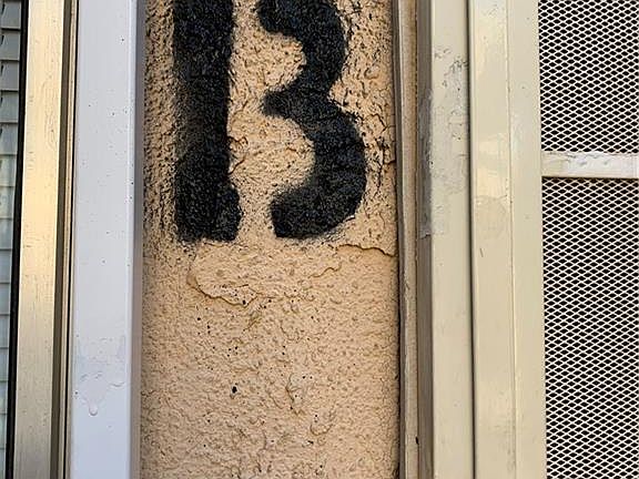 2nd image of 5127 Garden Ln