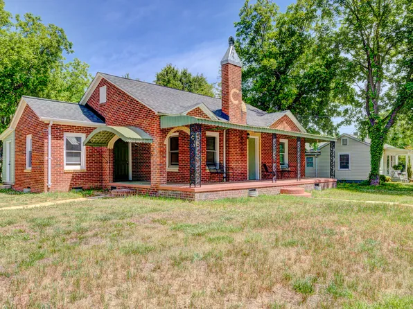 1006 Delview Rd, Cherryville, NC 28021