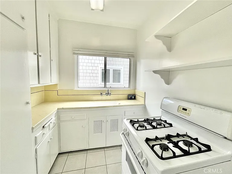 364 Cliff Dr #7 — Photo 7