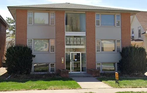 Dean Apartments Photo 1