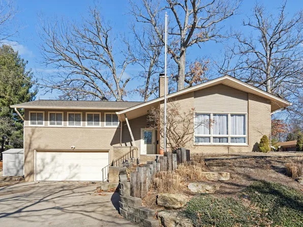 5019 34th Ave #A, Moline, IL 61265