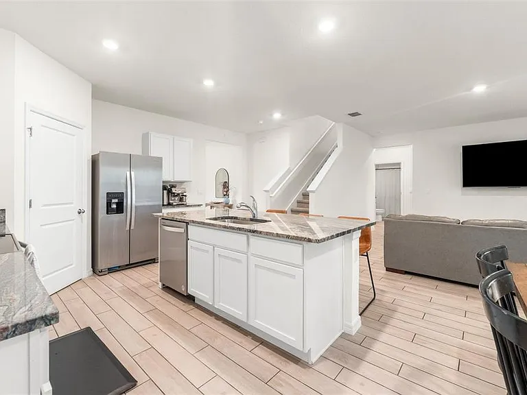 1443 NW 140th Way — Photo 7
