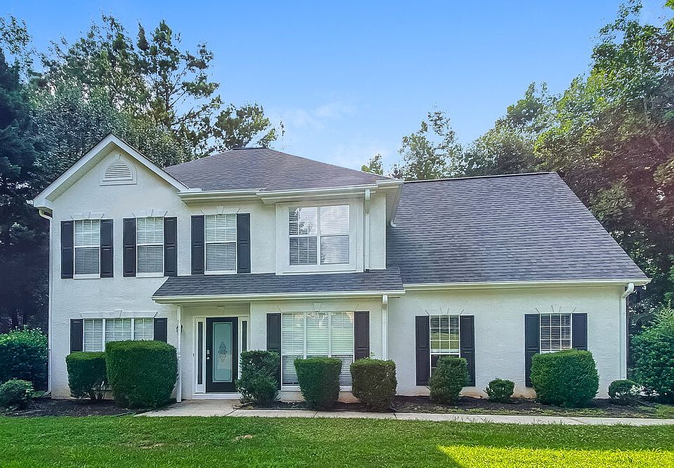 1st image of 135 Masters Dr