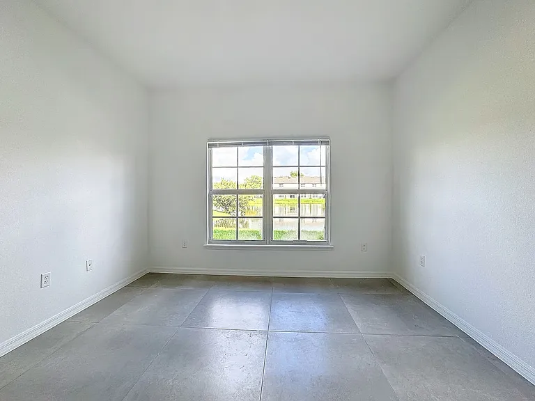 1748 Barton Towne Cir — Photo 43