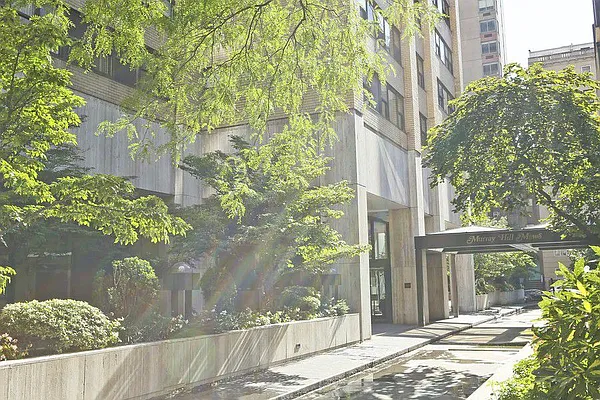 Sold by Rand Realty NY | media 21