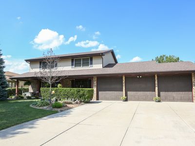 7325 Exner Rd, Darien, IL, 60561