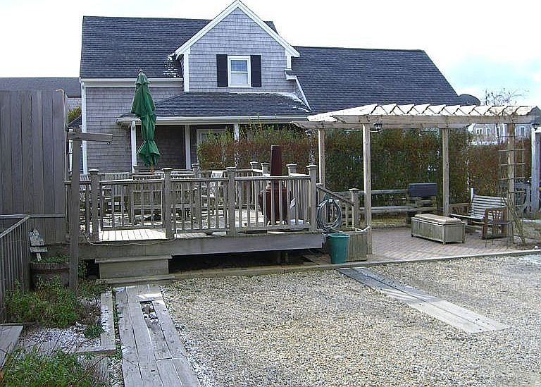 Back Deck w/shower & arbor