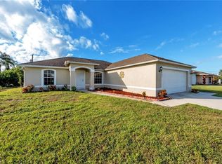 4607 7th St W, Lehigh Acres, FL 33971