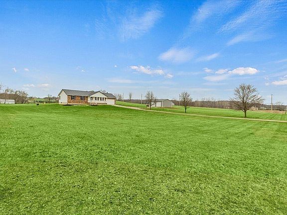 2nd image of 6683 Cable Rd