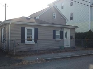 21 Aiken St, Pawtucket, RI 02861