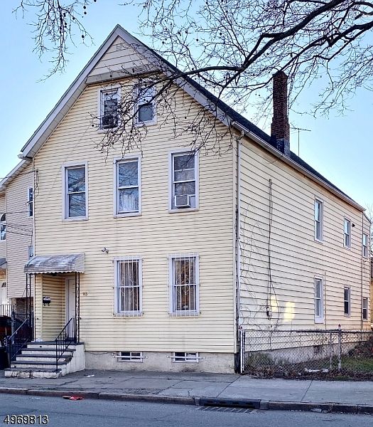 2nd image of 113 Hawkins St