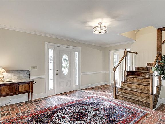 4th image of 5311 Graycliff Dr
