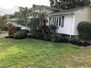 19 Corvair Pl, Wayne, NJ 07470
