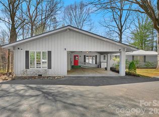1621 Glen Cannon Dr, Pisgah Forest, NC 28768