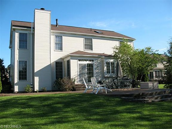 4th image of 421 Adelle Dr